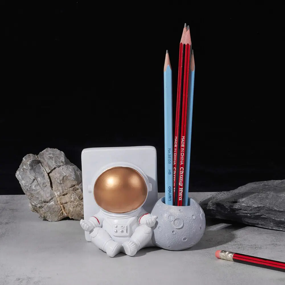 Astronaut Shape Phone Holder - Addy Mart